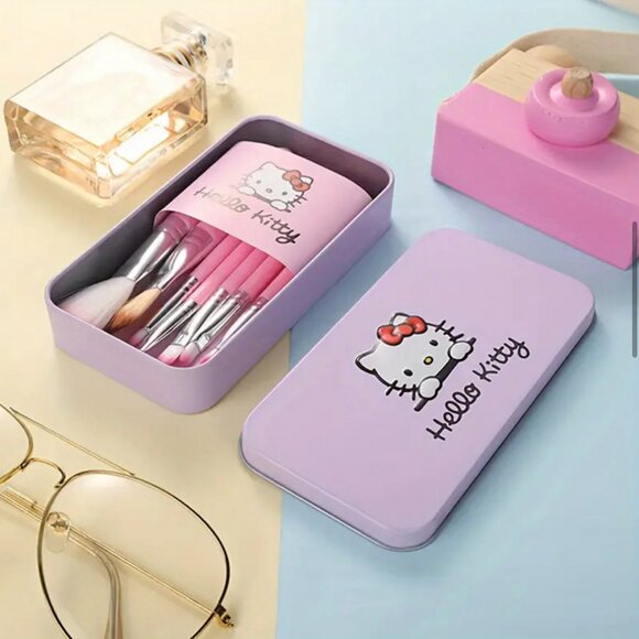 Hello Kitty Makeup Brushes and Tin - Picture 1 of 6